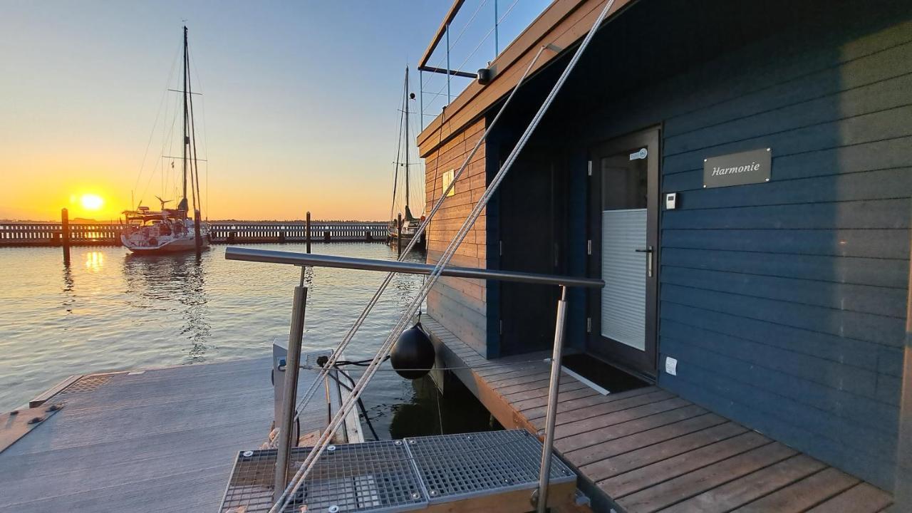Hausboot Harmonie Hotel Stralsund Exterior photo